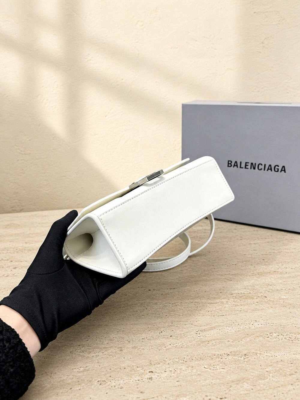 Balenciaga Shiny Calfskin Hourglass Top Handle Handbag - Picture 5 of 5